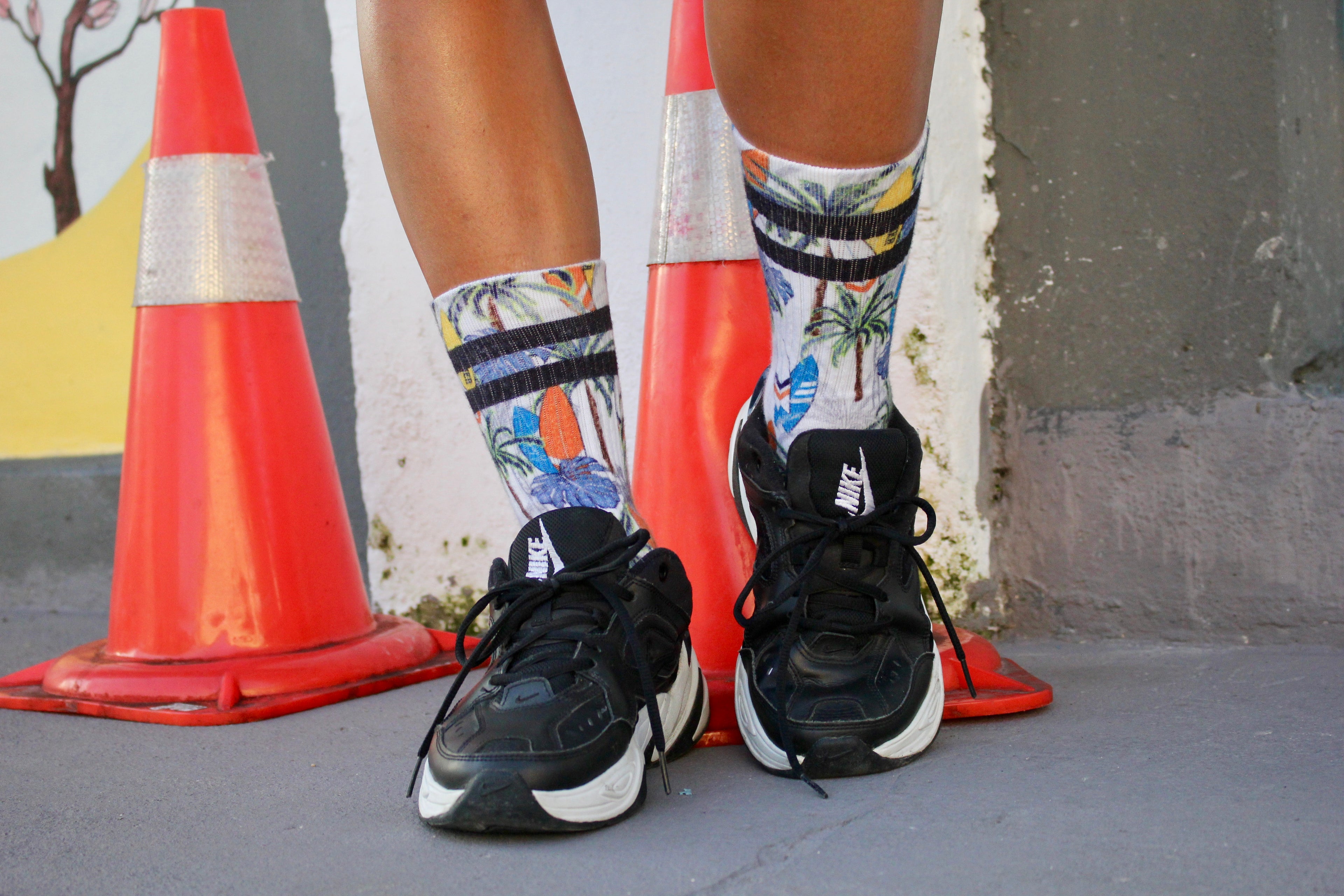 Funky Socks - Surfs Up